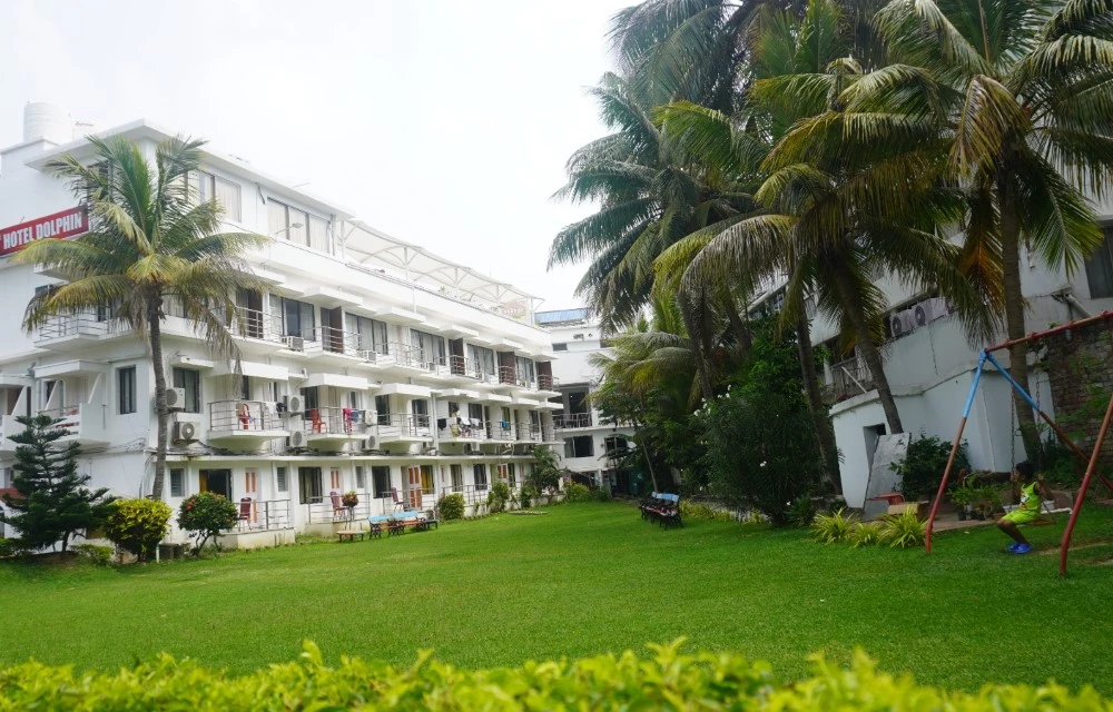 Hotel Dolphin