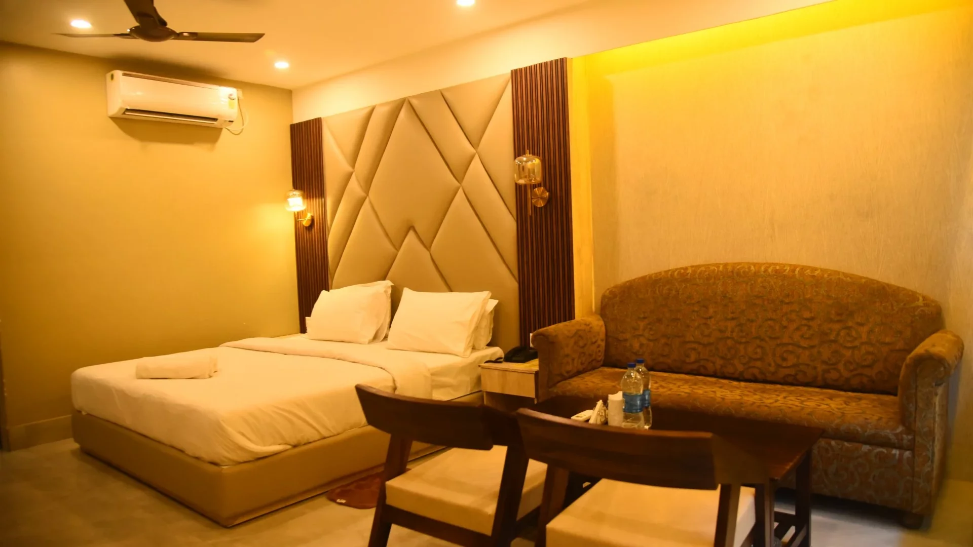 Hotel Yashoda International